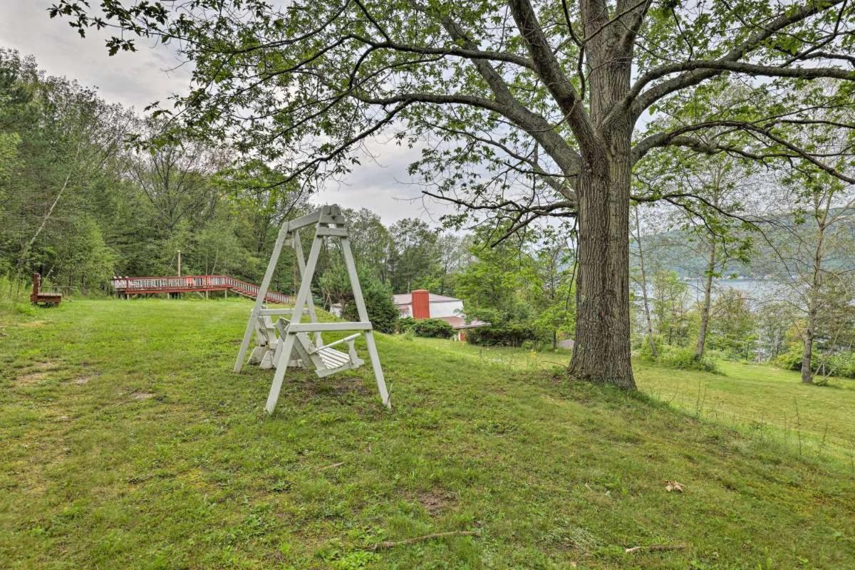 Keuka Lake Views And Hiking Hammondsport Exterior photo
